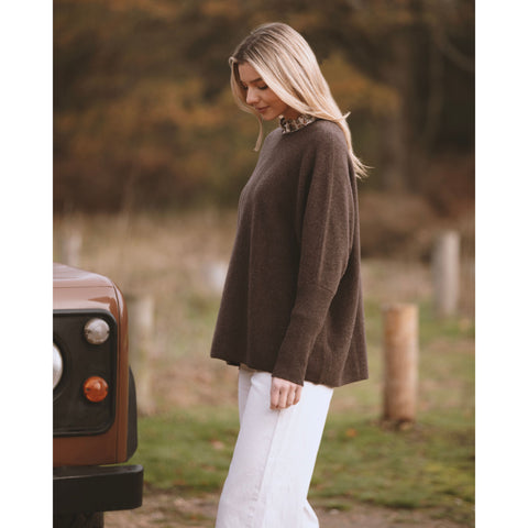 The Badminton Crew Neck with Rib Cuffs - Kitted in Cashmere