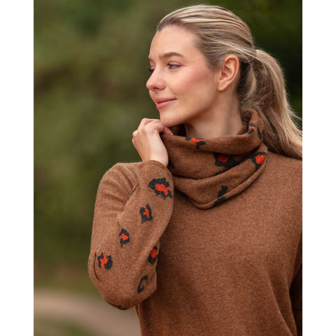Pure Cashmere Leopard Intarsia snood